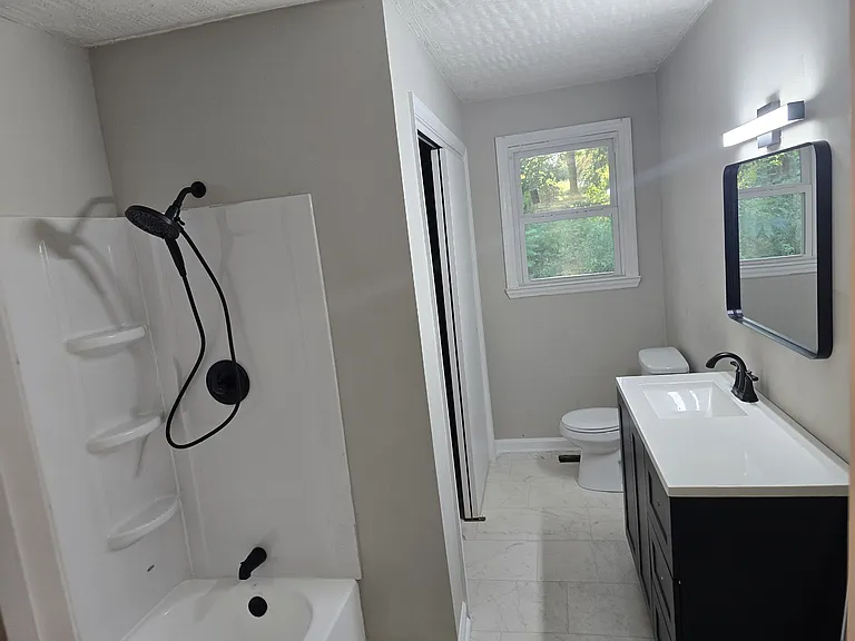 391 Sequoia Dr — Photo 4