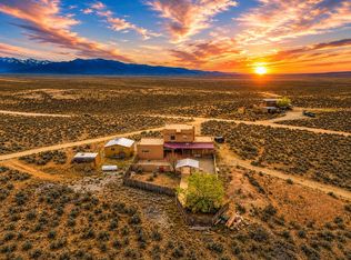 193 Tune Dr, El Prado, NM 87529