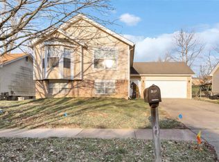 2130 Hungerford Dr, Florissant, MO