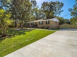 8205 Aloyis Dr, Theodore, AL 36582