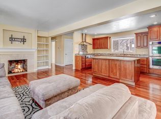 3912 Linden Pl, Colorado Springs, CO 80907