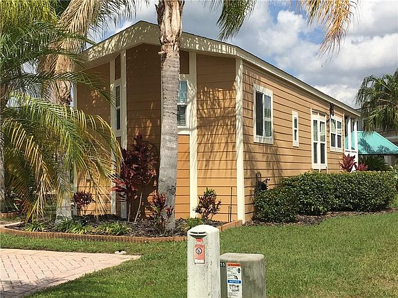 2nd image of 6762 Amanda Vista Cir