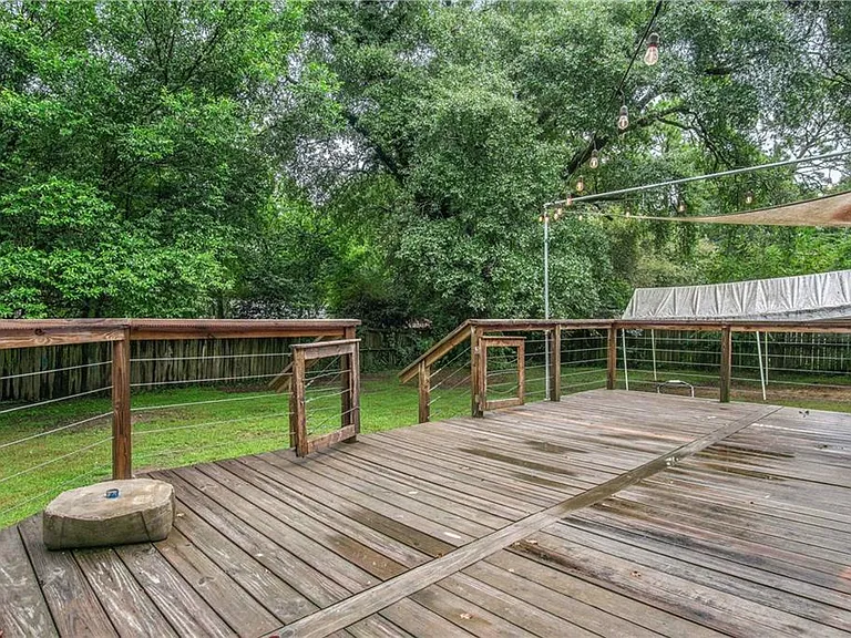 304 Judson Dr — Photo 16