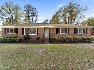 4222 Fairlawn Dr, Wilmington, NC 28405