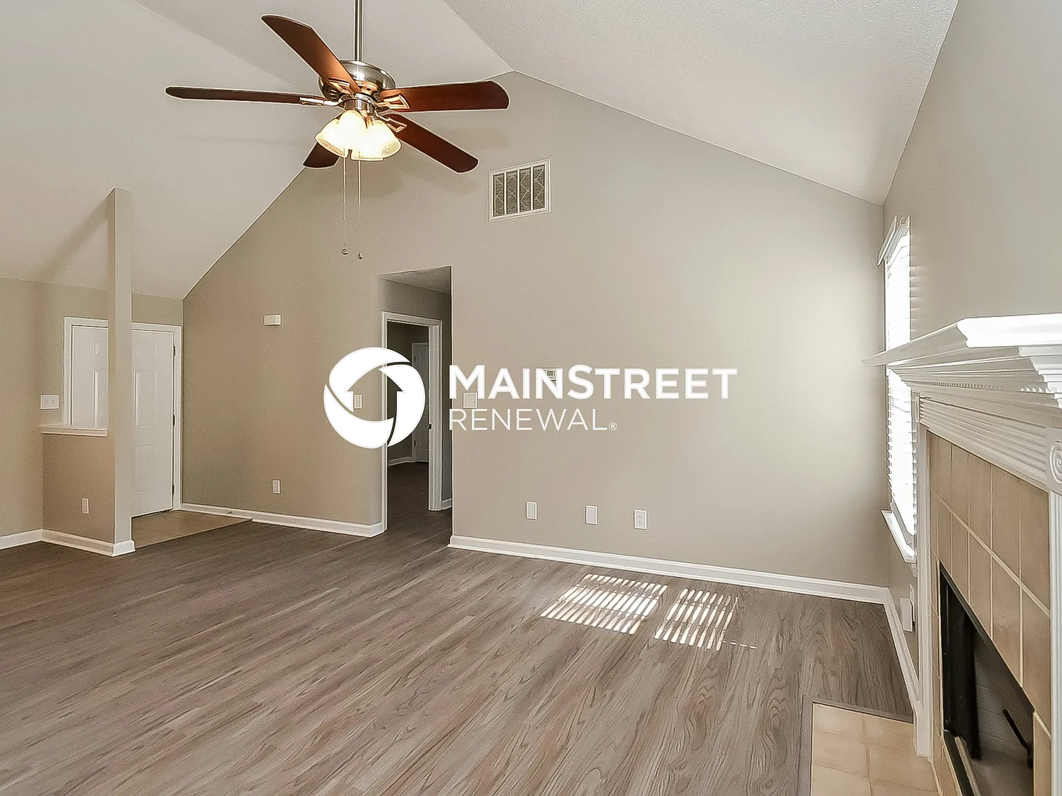 1367 Camrose Court — Photo 3
