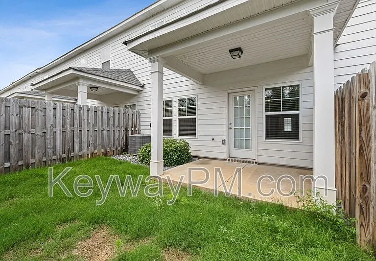 317 Sumac Trl — Photo 20