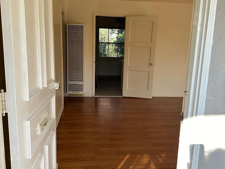 721 S 2nd Ave — Photo 3