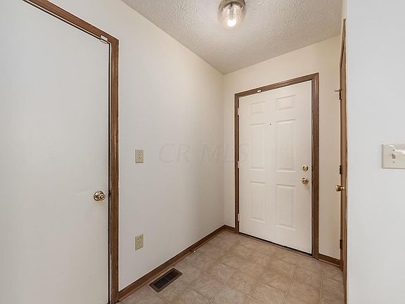 5th image of 2747 Beal Dr