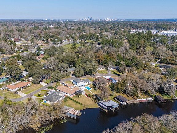 5th image of 5468 WATERSIDE Drive