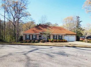 232 Deerwood Dr, Prattville, AL 36067