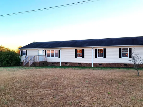 593 Old Snow Hill Road, Ayden, NC 28513