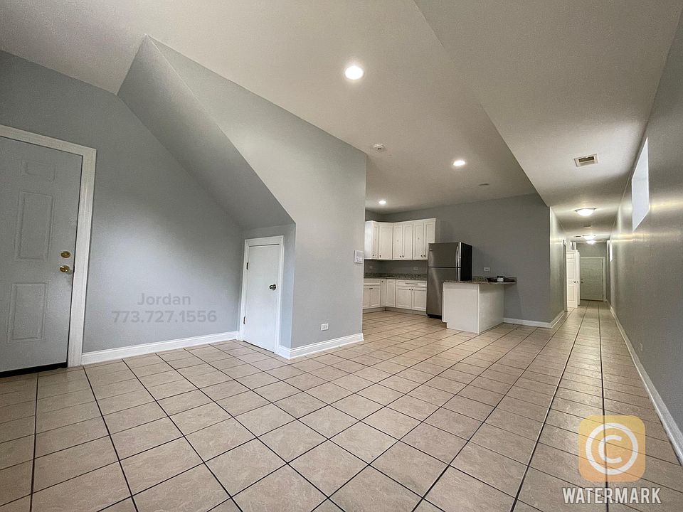 1st image of 3327 W Fulton Blvd #G