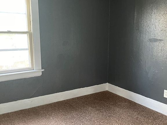 5th image of 13611 Beachwood Ave #2
