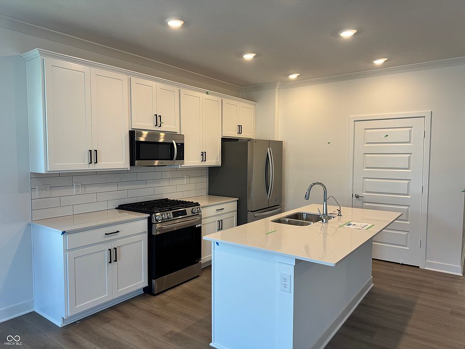 2nd image of 19424 Boulder Brook Ln