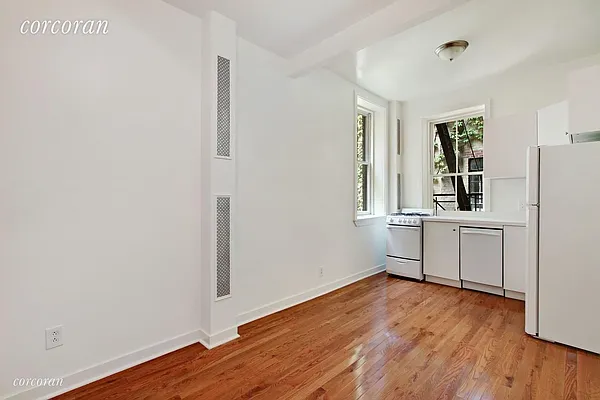 Rented by Corcoran | media 6