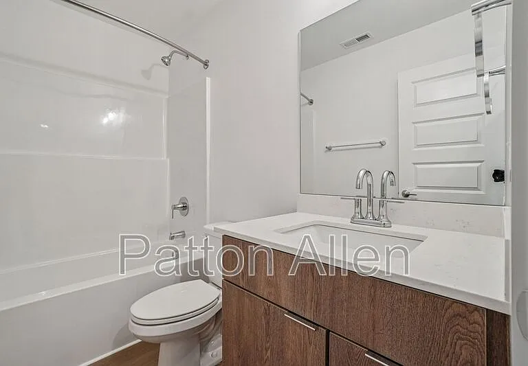 17 Bolton St — Photo 18
