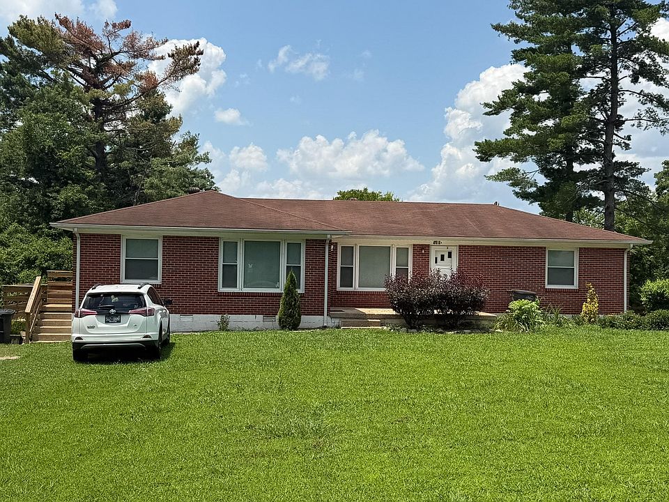 1st image of 105 Sharon Cir