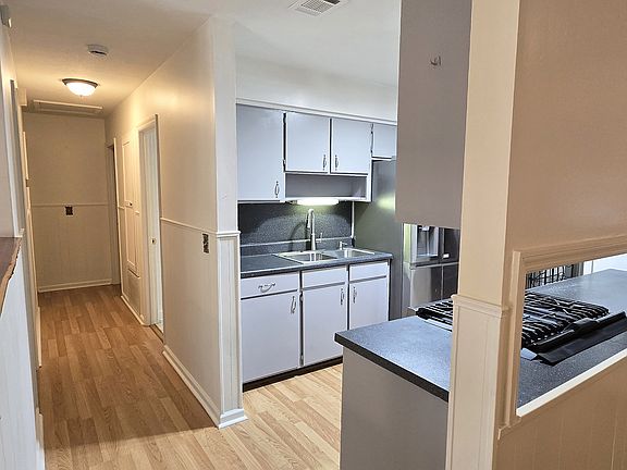 4th image of 5637 Teresa St