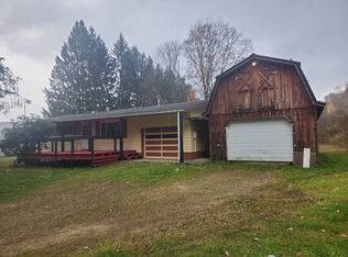 381 Abraham Hollow Rd, Youngsville, PA 16371