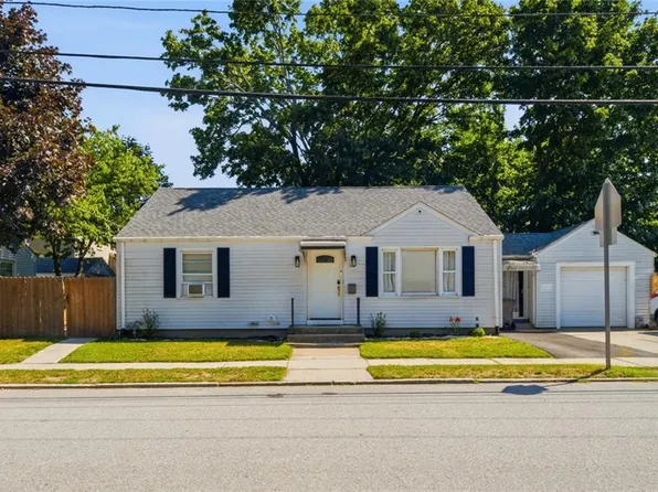 170 Beckwith St, Cranston, RI 02910