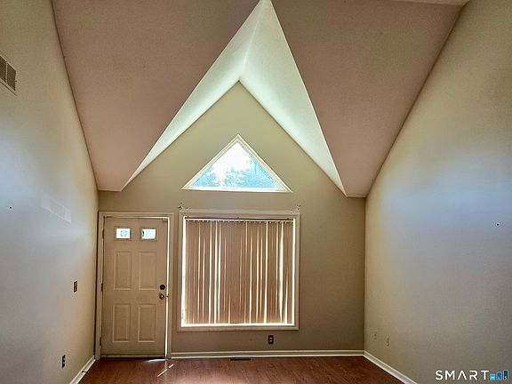 2nd image of 304 Brainard Road #29