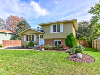 230 Longview Dr, Rockford, MI, 49341