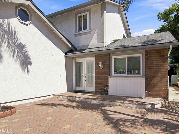 5th image of 24092 Hurst Dr
