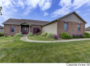 1524 Winston Dr, Springfield, IL 62711