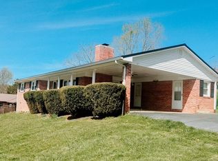 131 Stapleton St, Pounding Mill, VA