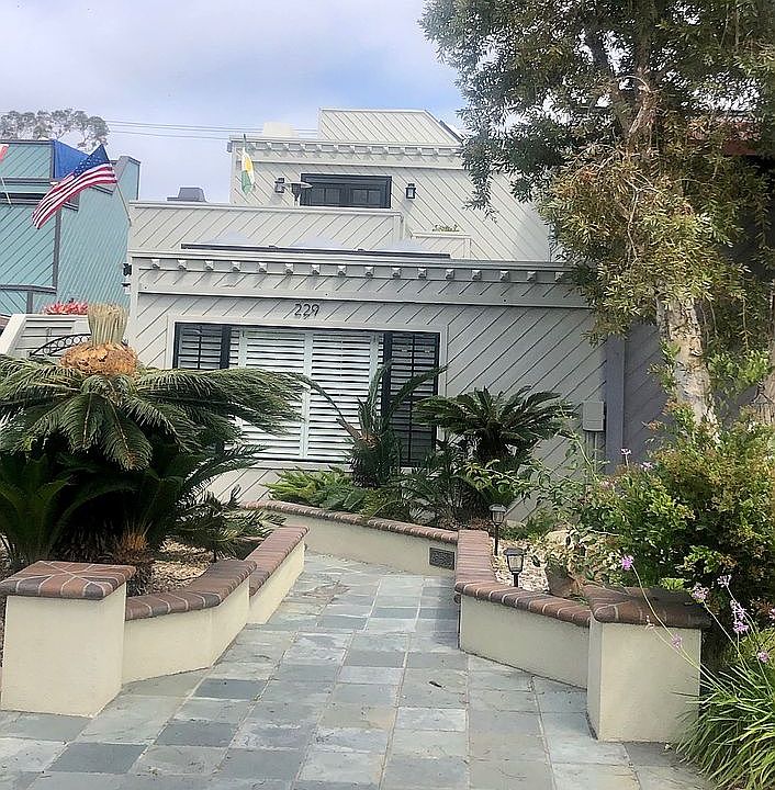 1st image of 229 B Ave