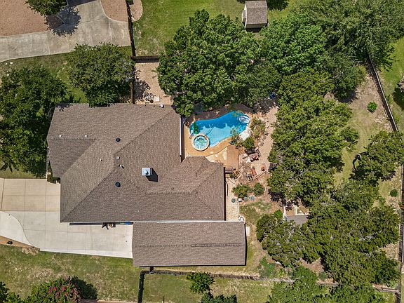 3rd image of 14525 Besinger Way