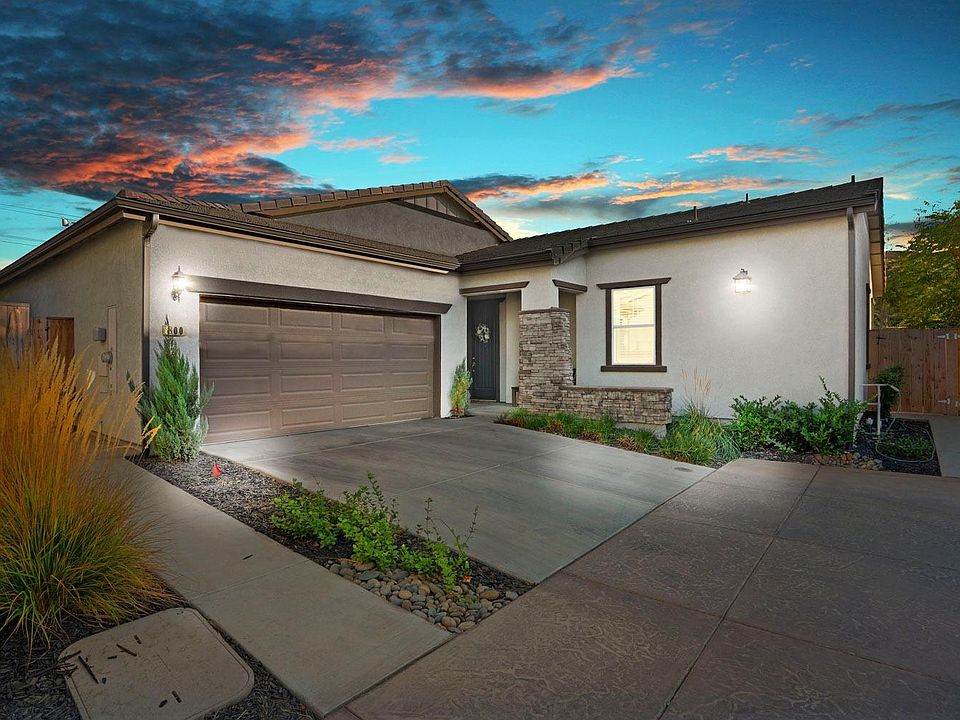 1st image of 800 Riva Ct