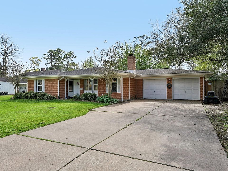 1st image of 3036 Crest Dr