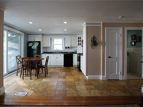 3rd image of 64 Anoka Ave