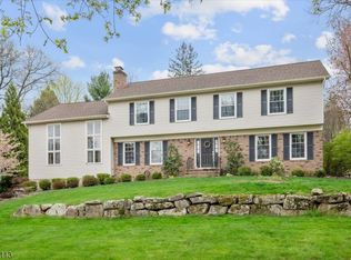 24 Berry Ln, Randolph, NJ 07869