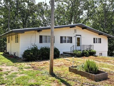 5981 Warpath Rd, Flowery Branch, GA, 30542