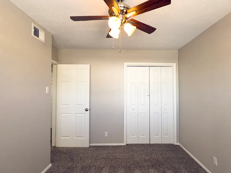 1905 W Morton St #20 — Photo 19