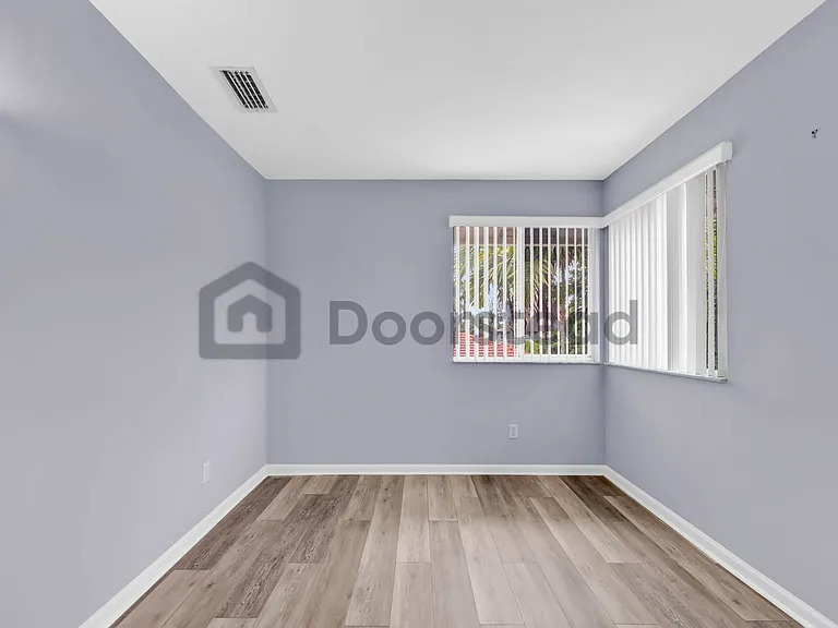 1120 NW 179th Ave — Photo 33