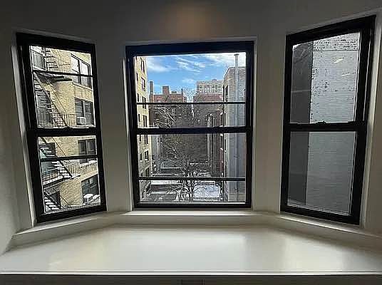 3rd image of 319 W 105th St APT 4R