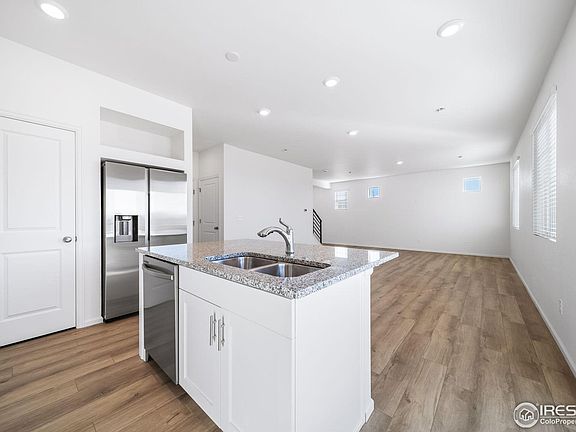 3rd image of 4307 Alderwood Dr