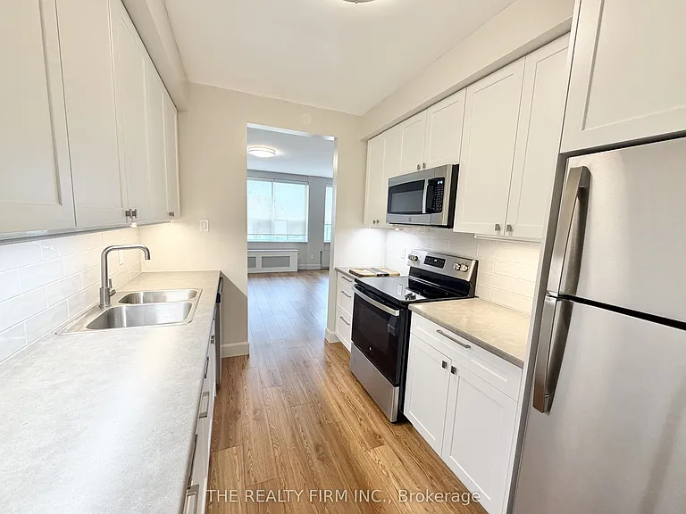 10 Beechwood Pl #801 — Photo 8