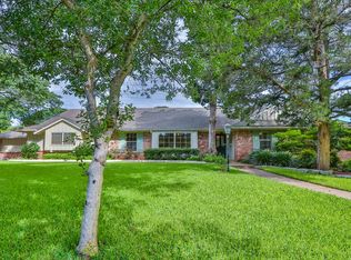801 Deer Ridge Dr, Woodway, TX 76712