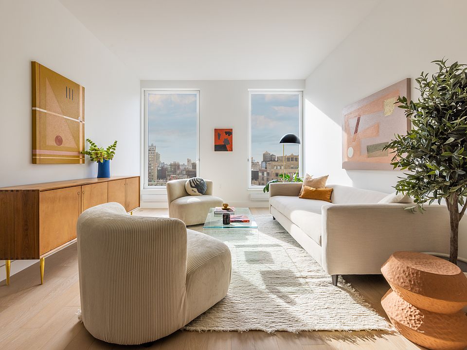 1st image of 225 W 28th St APT 6E