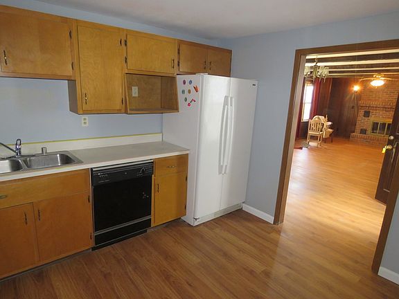 4th image of 4024 Mount Vernon Dr