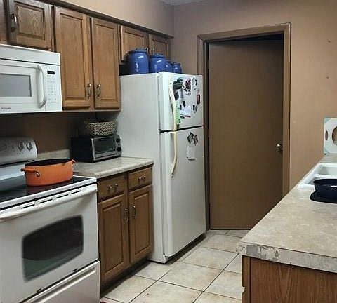 4th image of 4019 NW Cinnamon Cir