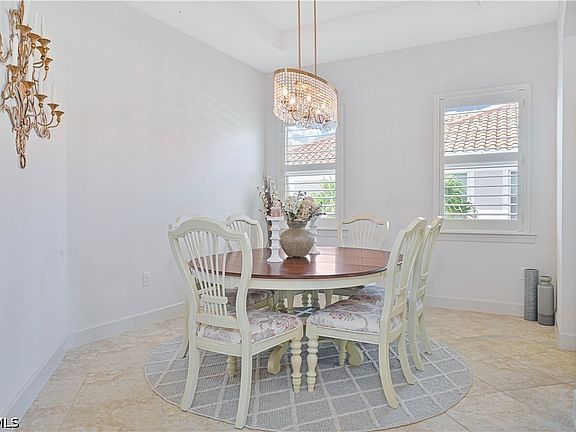4th image of 10251 Glastonbury Cir #201