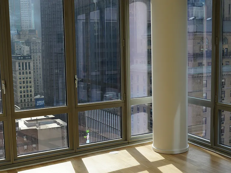 310 W 52nd St #18A — Photo 13
