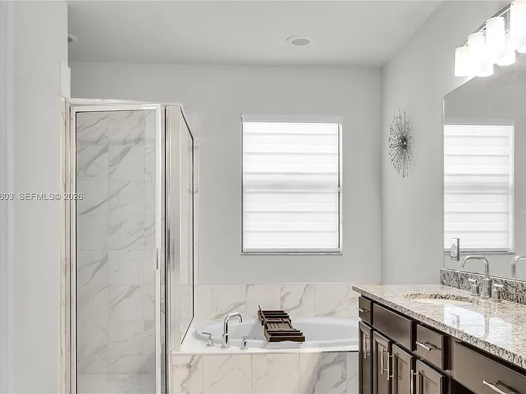 7314 Estero Dr — Photo 19