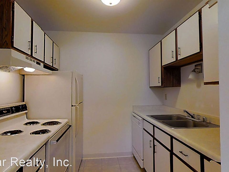 1st image of N83W13690 Fond Du Lac Ave APT 8
