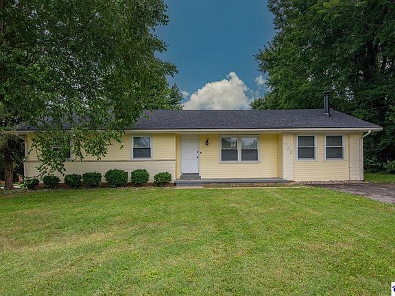 2nd image of 428 N Hillcrest Dr